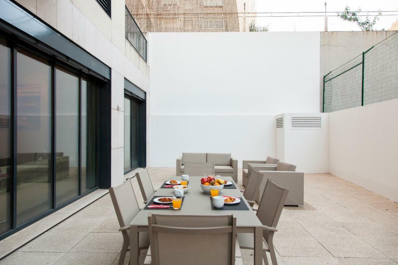 Altido Luxurious And Spacious 1-bed Apt With Huge Terrace By Parque Subway Lisboa